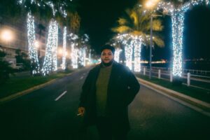 Marvin Pellegrino Instagram - Bonne année 2022 à tous! 
Que vos vies puisse être en adéquation avec vos envies. Lâchez pas vos objectifs même si c’est dur. merci à tous ceux qui ont fait de mon année une expérience inoubliable, je m’épanouis dans mon travail sur tous les projets où j’ai pu être cette année. Je vie ce rêve et j’ai encore plein de choses à accomplir.. pour vu que ça dure ⭐️❤️ 🙏 Que du bonheur 🍀 @amen.three 📸