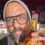 Marwan Younes Instagram - اوعى يفوتك! Willy’s Premium Cola For limited time 😎🍔🧊