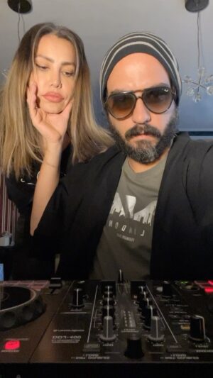 Marwan Younes Instagram - My latest addition in sampling مين بيعمل كدة في مراته؟ @hendhassan57 #dj #cute #squeezetoy #stressrelief #music #marriage #couples