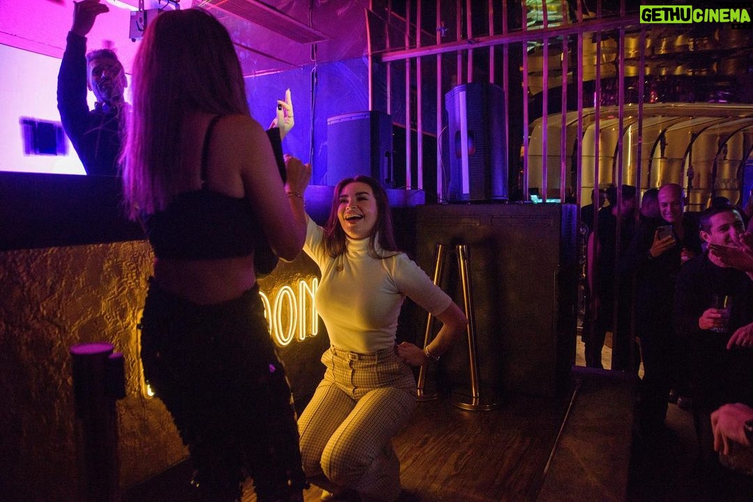 Marwan Younes Instagram - More moments captured by the lovely @omar_syrix from @hendhassan57 ‘a birthday celebration.. thank you @thelondon.eg for hosting this unforgettable night ❤️💃