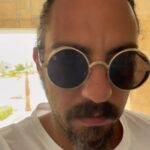Marwan Younes Instagram - معلومتين مهمين جداً ١- امازون بيوصل الساحل والجونة ومعاك طول الصيف اياً كان مكانك ٢- مراتي ما بتعرفش تحضر شنط #أمازون_معاك_في_كل_مكان #amazongotmyback
