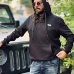 Marwan Younes Instagram - The first MARV hoodie is out and available for PREORDERS 🩵 send a message to @im_wearing_marv and get yours today اول هودي في الحياة طلعت للنور .. اللي عايز يروح لاكاونت مارڤ