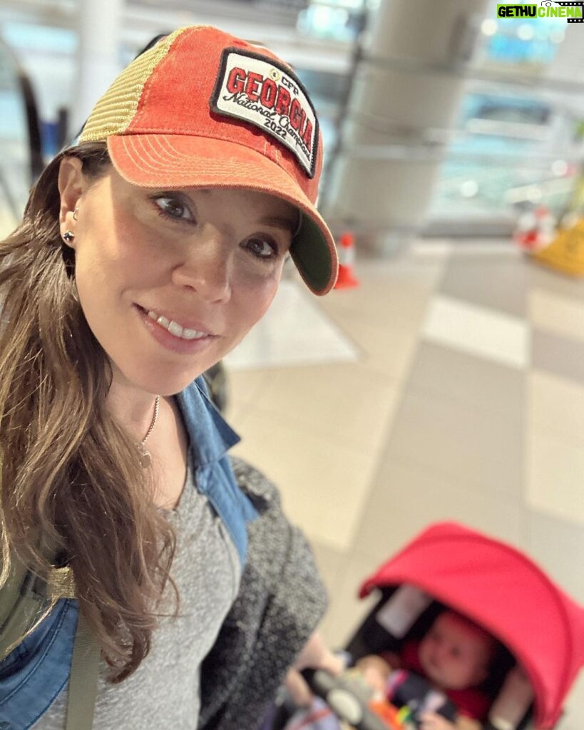 Mary Katharine Ham Instagram - Last time I was here it was 2016 and I was moderating a GOP primary debate. I had a 3-month-old on that trip, too! This time, I’m obviously preparing to launch my exploratory committee for a presidential run, so it’s a little different. Ha, just kidding. Just came for work. #sheisdefinitelynotrunning Manchester-Boston Regional Airport