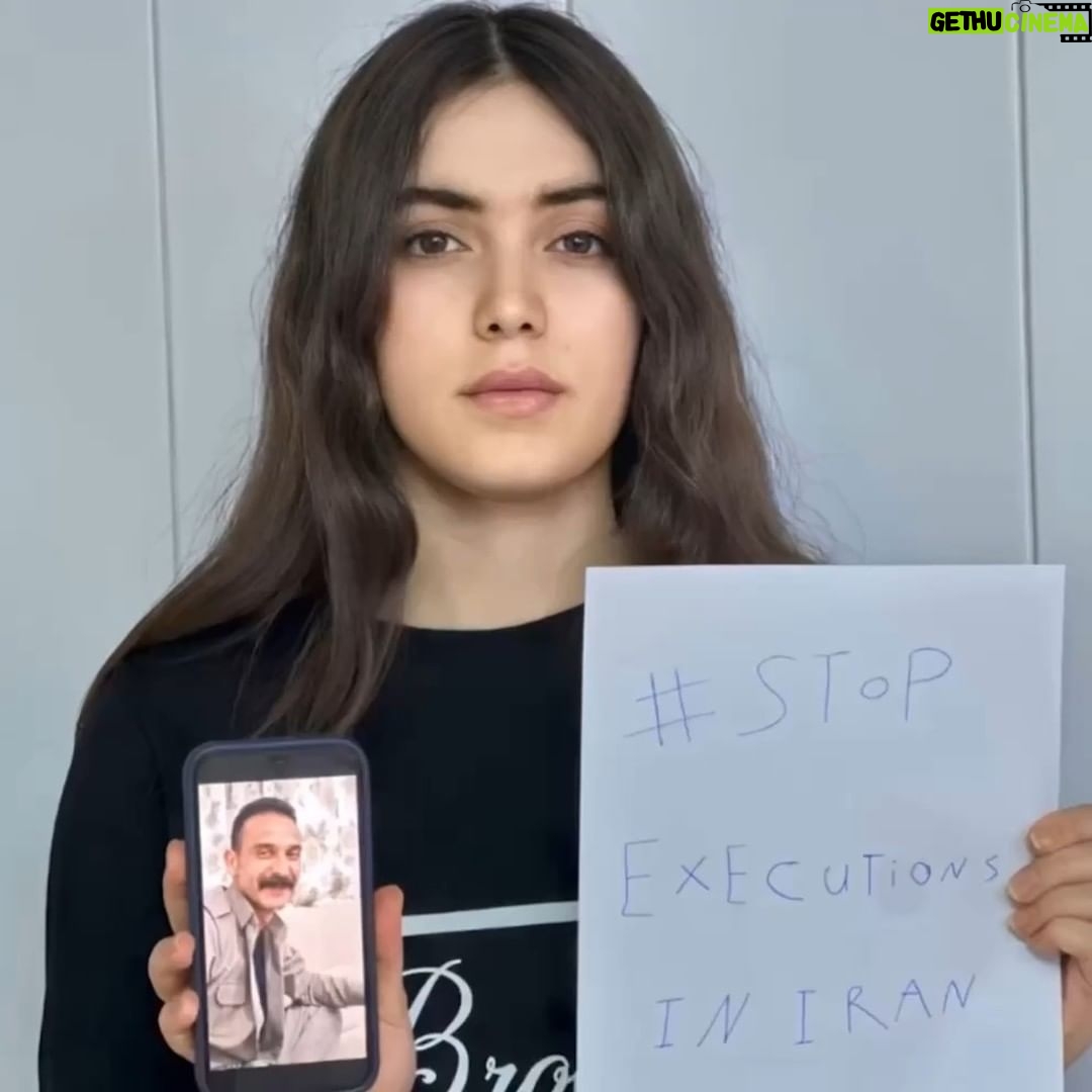 Masih Alinejad Instagram - . جوانا طیمسی همسر محسن مظلوم زندانی سیاسی کُرد محکوم به اعدام در ایران که این روزها در اعتراض به اعدامها و وضعیت همسرش دست به اعتصاب غذا زده است، میگوید که خواسته اش از کشورهای غربی این است که به جمهوری اسلامی فشار بیاورند و مانع از اعدام همسر او و سه هم پرونده ای دیگرش که به جاسوسی برای اسرائیل متهم شدهاند بشوند. او میگوید محسن مظلوم و سه هم پروندهای دیگرش تنها فعال سیاسی بودند که زیر شکنجه های شدید از آنها به جرم ارتباط با اسرائیل و تلاش برای بمبگذاری اعتراف گرفتهاند. محسن مظلوم، پژمان فاتحی، محمد(هژیر)فرامرزی و وفا آذربار چهار فعال سیاسی کُرد هستند که این روزها در خطر اجرای حکم اعدام قرار دارند. #نه_به_اعدام @joanna.taimasi.official