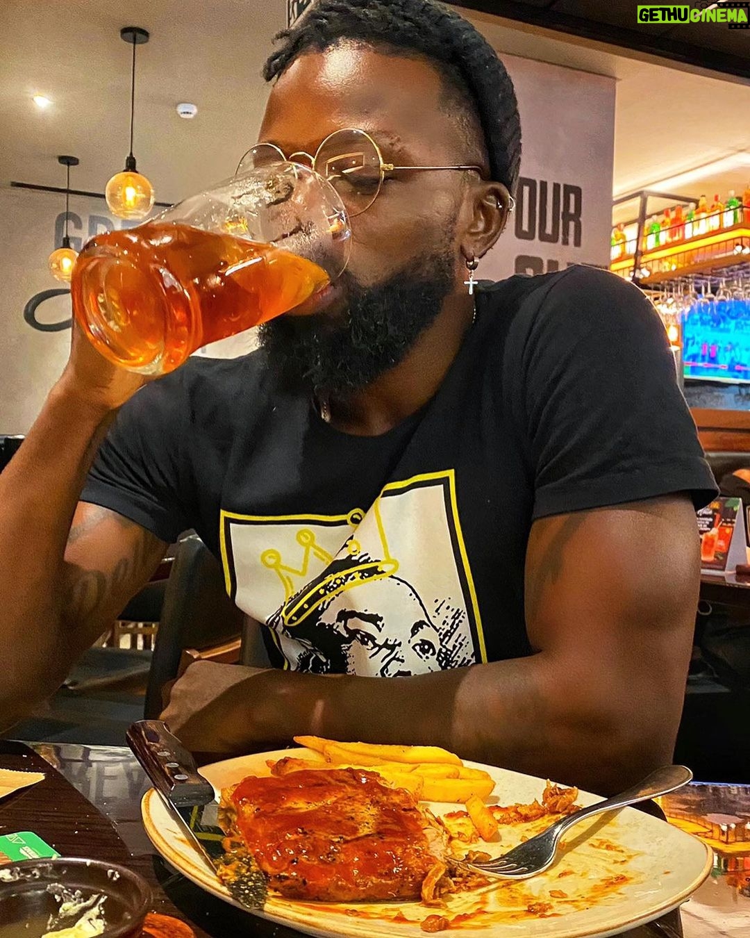 Massengo Júnior Instagram - A visão da Date 💁🏾♂️