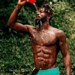 Massengo Júnior Instagram - Nunca diga: Desta água não beberei, pois um dia sua sede será tanta que a única água que terá será aquela que você sempre negou. Rio 40 Graus...