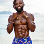 Massengo Júnior Instagram - Não adianta tentar esquecer dos seus problemas se você não sabe lembrar das suas vitórias.☘️