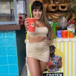 Massengo Júnior Instagram - Não é por nada não, mas eu faço a bebida mais saborosa e refrescante, sério vocês precisam provar o meu @maisfrozen 🍹🥤😍❤️