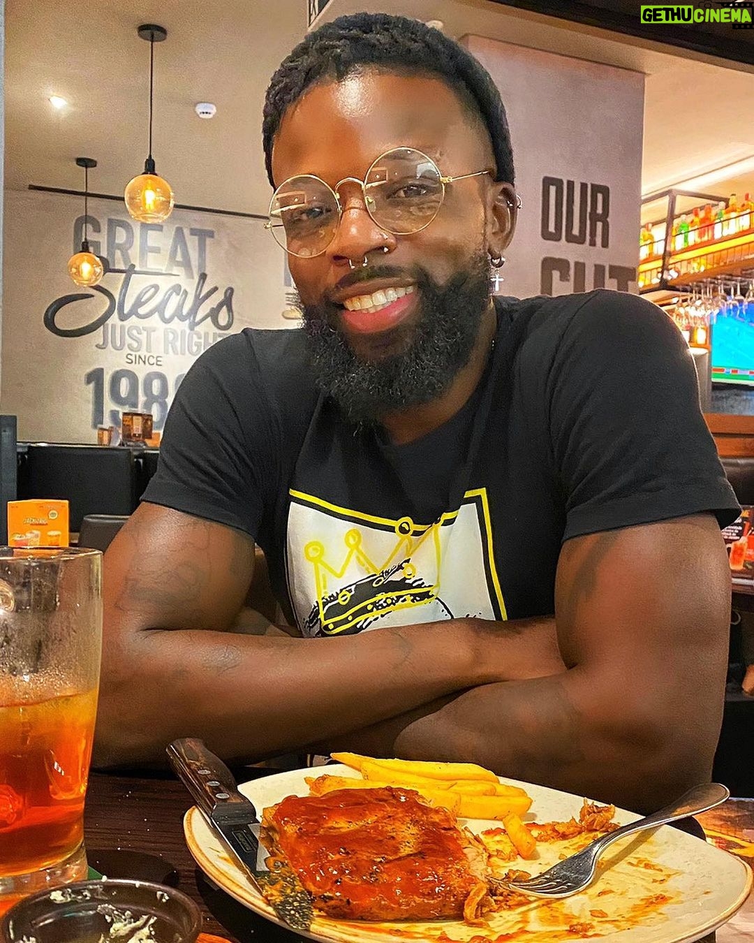 Massengo Júnior Instagram - A visão da Date 💁🏾♂️