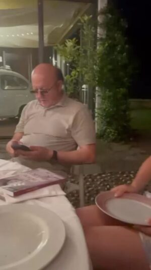 Massimo Boldi Instagram - Serata con amici alla tenuta Montezeglio