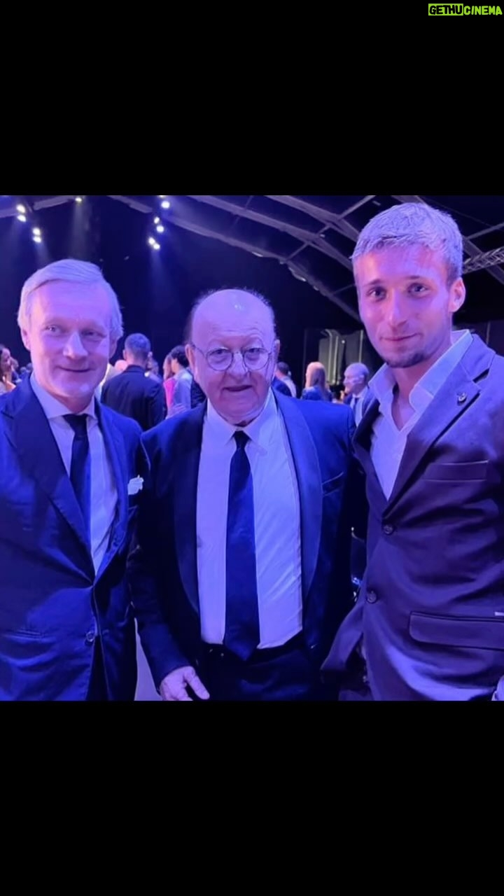 Massimo Boldi Instagram - campioni si nasce……. ed io lo nacqui …… Milan, Italy