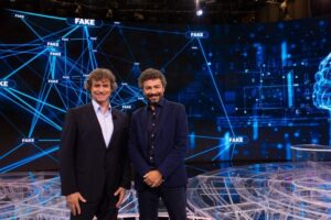 Massimo Polidoro Instagram - Da dove nasce la nostra tendenza a vedere complotti ovunque? Ne parlo questa sera con Alberto Angela nella nuova puntata di #Noos: non mancate! @albertoangela @albertoangelarai1@SuperQuarkRai @cicap_it #fakenews #bufale #albertoangela #massimopolidoro #pieroangela