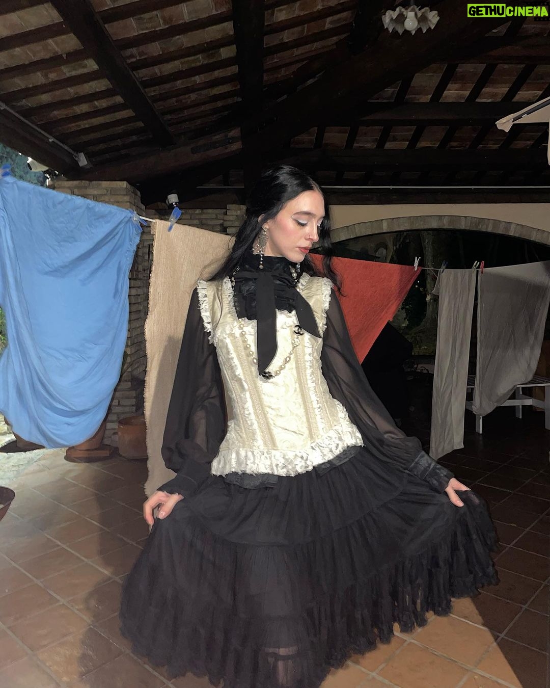 Matilda Morri Instagram - Starting 2024 as an old Victorian ghost doll: