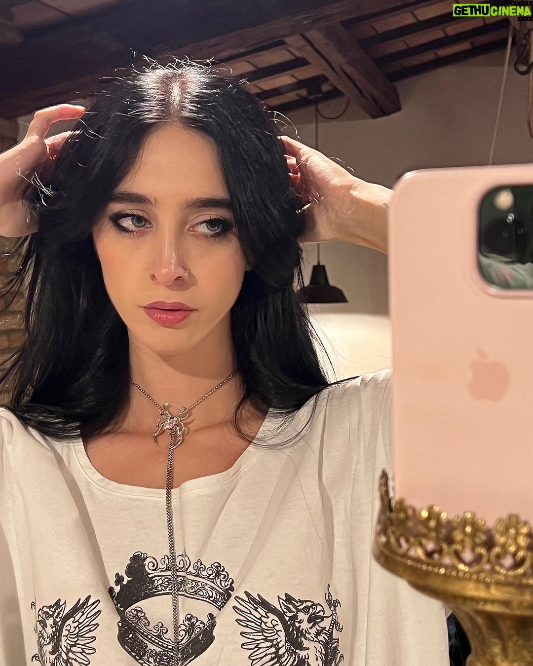 Matilda Morri Instagram - Compilation della mia faccia + visual kei