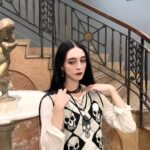 Matilda Morri Instagram - Sono andata al cinema a vedere il film su Napoleone. Ok non male come imperatore, peró io sono più cool
