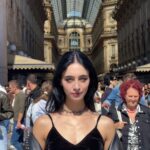 Matilda Morri Instagram - Valleria Emanulorio Gattele Galleria Vittorio Emanuele