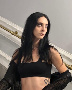 Matilda Morri Instagram - “Sinister ma ti vesti sempre uguale?”
“Si”