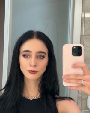 Matilda Morri Instagram - “Sinister ma ti vesti sempre uguale?”
“Si”