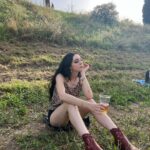Matilda Morri Instagram - Se a 17 anni mi avessero detto che nel 2023 avrei visto i Mötley Crüe e i Guns N’ Roses a distanza di 1 settimana.. beh onestamente ci avrei creduto perché è proprio una cosa da me 💁‍♀️ Circo Massimo - Roma