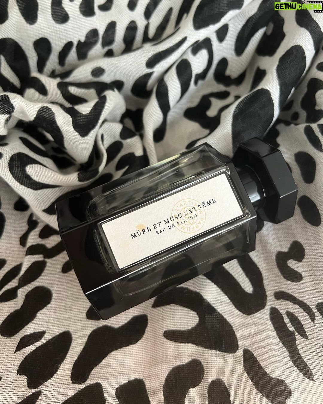 Matilda Morri Instagram - Cresciuta a profumi, lacca e rock N roll Milano Summer Festival