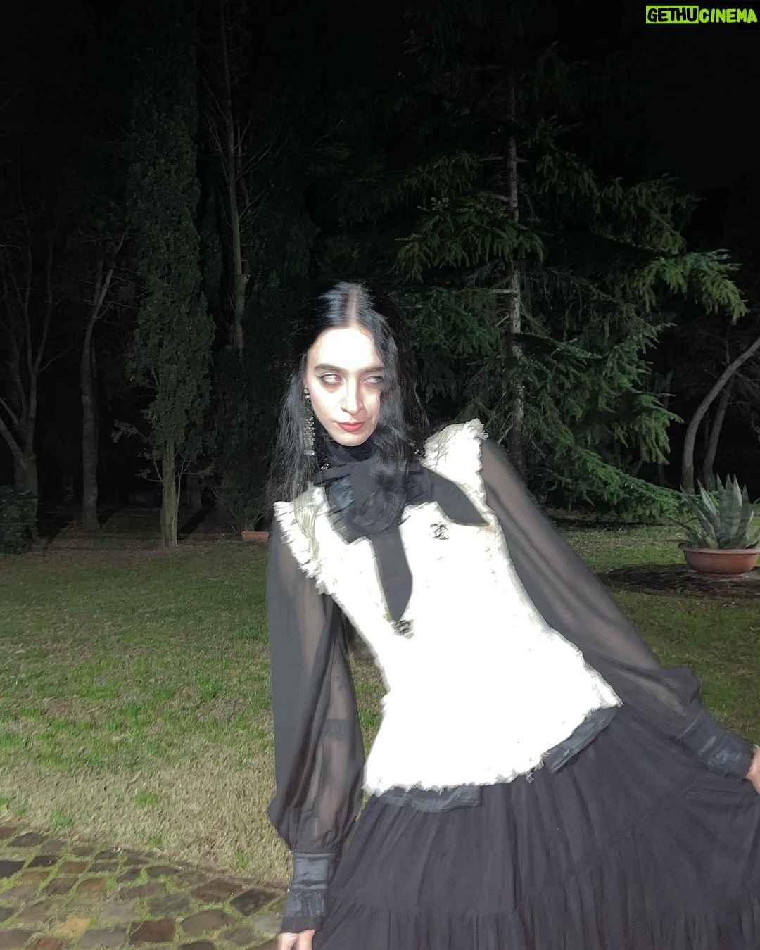 Matilda Morri Instagram - Starting 2024 as an old Victorian ghost doll: