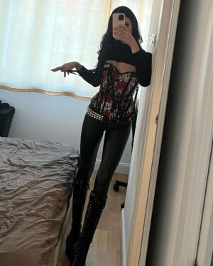 Matilda Morri Instagram - Non esiste cosa al mondo che sia più fashion dell’Heavy Metal