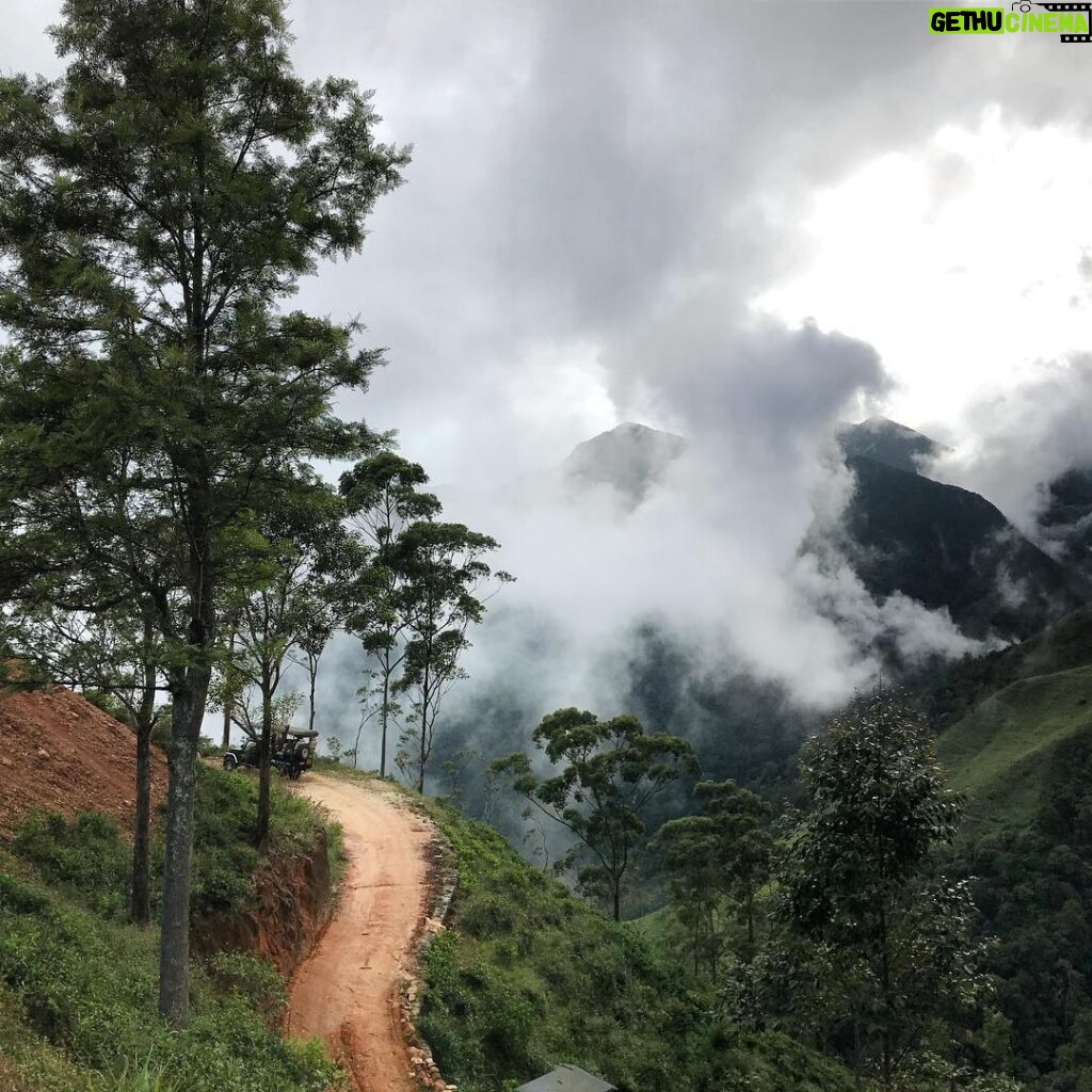 Matt LeBlanc Instagram - Sri Lanka is stunning