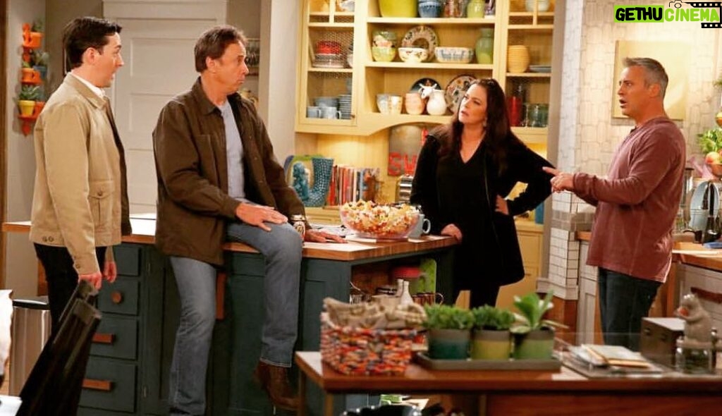 Matt LeBlanc Instagram - Check out a new #manwithaplan tonight at 8:30/7:30 central
