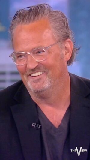 Matthew Perry Instagram - @mattyperry4, author of #FriendsLoversBook, shares his advice to those struggling with addiction: “If you raise your hand to the right people, you get the right help and you don’t be alone with it, you have a chance out and that’s what I did.”