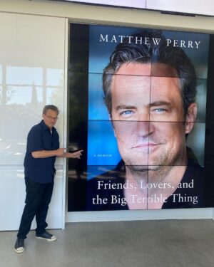 Matthew Perry Instagram - Some BIG news ➡️ Join me on my book tour this November! Tickets on sale now (link in bio). Looking forward to seeing you and sharing stories from FRIENDS, LOVERS, AND THE BIG TERRIBLE THING.