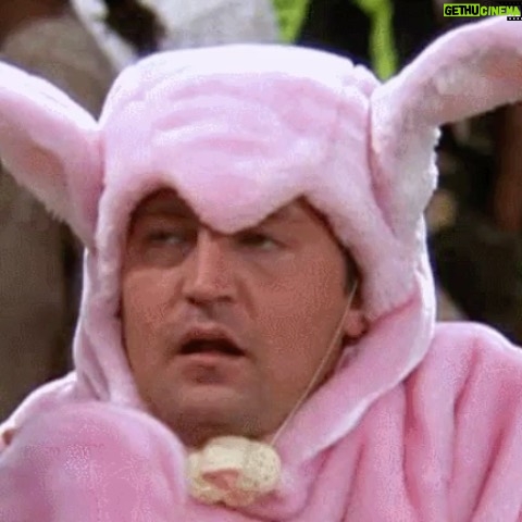 Matthew Perry Instagram - Happy Easter! From this fine dramatic actor.