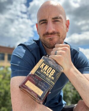 Matthew Rehwoldt Instagram - Nothin’ like picking your own barrel 🛢️

I may miss the rash o14-15yr barrel picks of @knobcreek but man people forget that the sweet spot for bourbon is more often in that 8-10 year range so many of the picks you get today are superb! Also don’t sleep on the regular 9yr small batch and rye too! 

#bourbongram #knobcreek #whiskey #bourbon#jimbeam