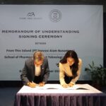 Maudy Ayunda Instagram - Another milestone for @fromthisisland - grounded in collaboration, academia, and passion for Indonesia. Selasa, 14 November 2023: penandatangan Memorandum of Understanding (MOU) atau kerjasama antara From This Island (PT Inovasi Alam Nusantara) dan Sekolah Farmasi ITB @farmasiitb. Terimakasih yang sebesar-sebesarnya kepada Dekan Sekolah Farmasi Prof. I Ketut Adnyana Ph.D beserta jajarannya dan para dosen yang sudah menyambut baik proposal sejak awal diskusi dan menghadiri momen spesial tersebut. Kerjasama ini mendukung latar belakang didirikannya From This Island, yaitu keinginan kami untuk memfaatkan kekayaan alam nusantara Indonesia dalam penggunaan dan produksi kosmetik. Riset, sains dan teknologi merupakan fondasi dari misi brand kami, dan kami percaya Sekolah Farmasi ITB merupakan partner yang tepat dalam upaya membangun program riset dan pengembangan ekstrak lokal yang lebih mendalam lagi. Semoga gotong royong ini bisa membuahkan hasil dan inovasi yang baik, sekaligus mengharumkan nama Indonesia dan kepulauannya. Btw seneng banget karena aku dan FTI sempat ngobrol-ngobrol dengan mahasiswa dan mengisi Kuliah Tamu, mengangkat topik: “Challenges in Using Natural Ingredient Development for Cosmetic Application” + jalan-jalan tour laboratorium. Dan kenapa yaa kayanya aku emang hobi banget ke kampus, kampusnya super rimbun, intimate, dan pewe sekaliih @itb1920 💕