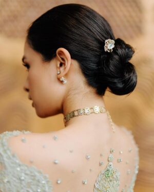 Maudy Ayunda Instagram - Bridesmaiding two weeks in a row. This time for tashyyy 

Wearing this intricate piece of art by @studioboh, thank you for the craftsmanship 🥹