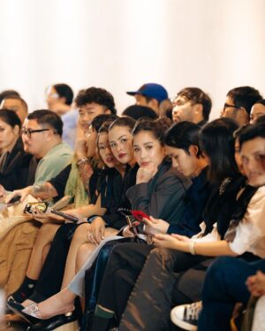 Maudy Ayunda Instagram - At the @tanganofficial show last night. What a captivating line! Congratulations @zicohalim and @margarethanovi 💕also got to see new and familiar facess