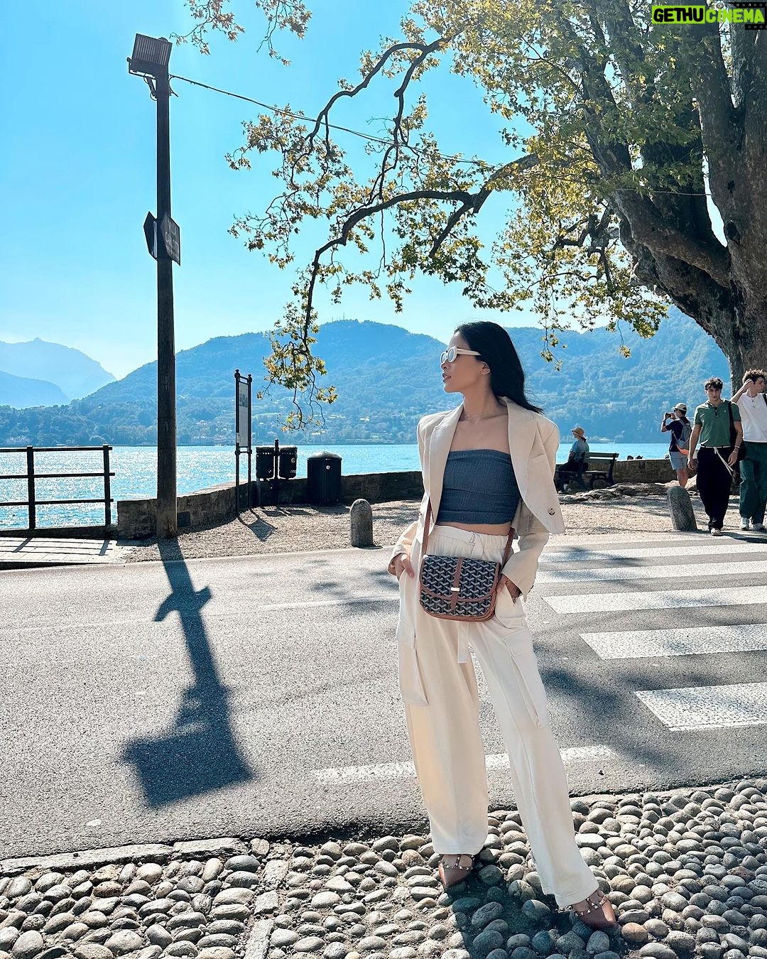 Maudy Ayunda Instagram - Blue everything.