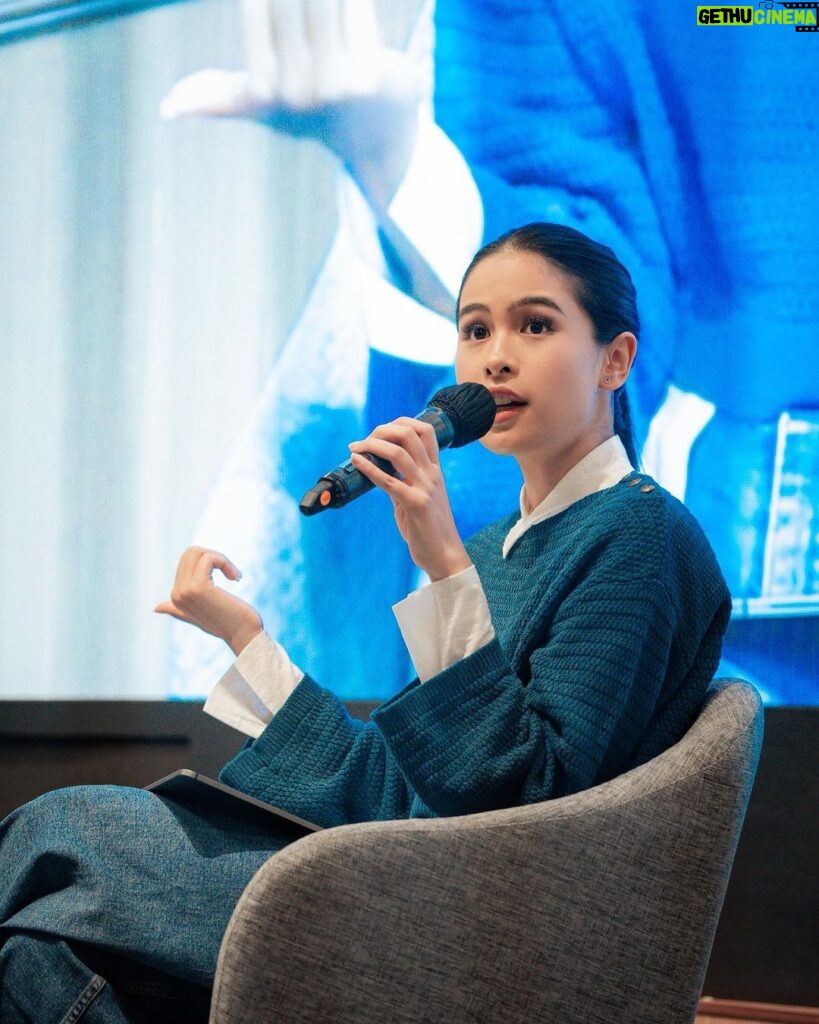 Maudy Ayunda Instagram - Had the most wonderful time with @humansoftraveloka the other day. Thank you for having me come to campus to share some of my public speaking strategies - hope it was a useful session! 🤍