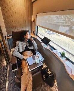 Maudy Ayunda Instagram - Day trip with @kai121_‘s new suite class compartment! Really enjoyed my own private cubicle with such comfortable seats and the great services from the lovely staff. Makes work trips less tiring. 💕