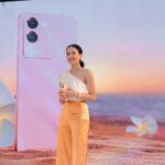 Maudy Ayunda Instagram - With the latest addition to the vivo V29 series, in Rose Gold. Can’t wait to create memories with this lil’ cutie. #vivoV29Series #UltimatePortraits @vivo_indonesia