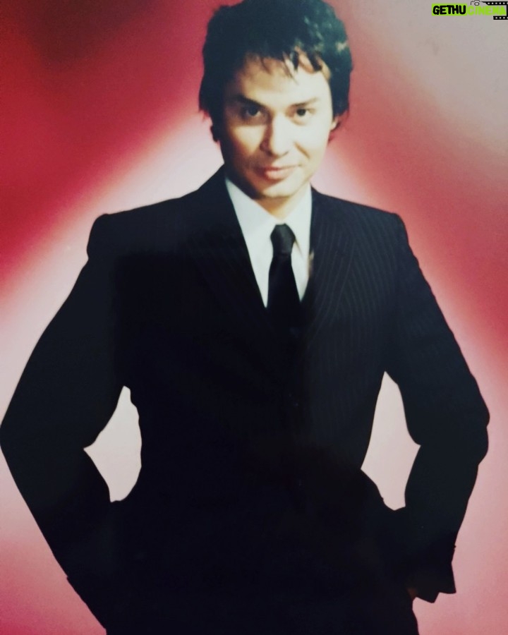 Maurício Branco Instagram - Foto do meu primeiro show solo “ Uma noite em Branco “ de 2002 - Foto : Adriana Pitiglianni .