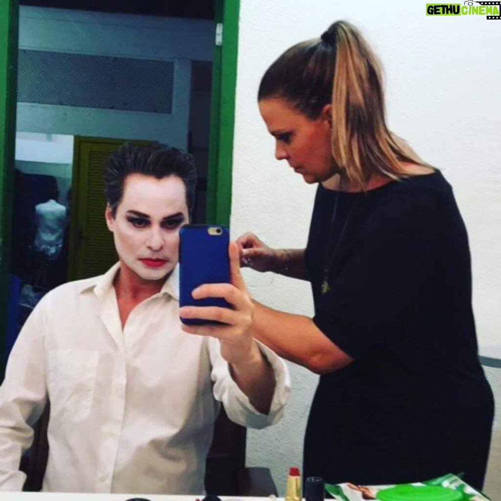 Maurício Branco Instagram - Joan Crawford beauty mask