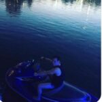 Maurício Branco Instagram – Meu lugar é na água . Espera só eu mandar esta Ômicron embora .