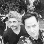 Maurício Branco Instagram – Eu e meu diretor Fernando Valle . @fernandovalle Brasilia SQS 308