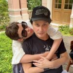 Maurício Branco Instagram – Ser recebido com carinho não tem preço . Merci @mayanamouraoficial e @hrglouis .