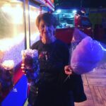 Maurício Branco Instagram - Levando minha mãe ao Circo do meu amigo Diego Hopólito no Leblon . @diegohypolito #rio #circo #redercircus