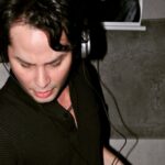 Maurício Branco Instagram – “ A força da música vagabunda é extraordinária “
Noel Coward