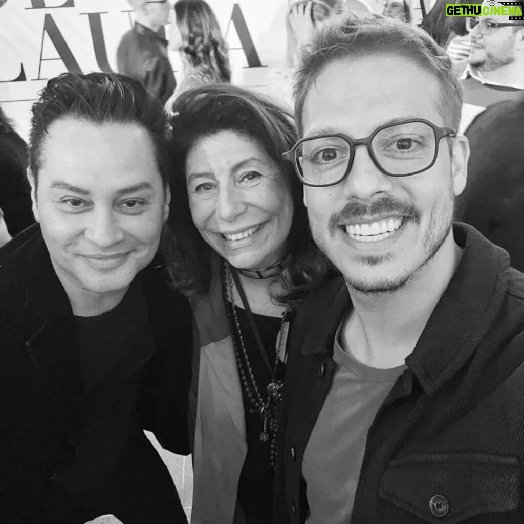 Maurício Branco Instagram - Eu , Anna Maria Tornaghi e Fabio Porchat no festão que rolou segunda na Casa de Cultura Laura Alvim .