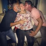 Mauricio Aspe Instagram - @willevy Descansa en Paz Mima! Chicha Hermosa🙏🏻🤍🕊️Repetiendo las palabras de mi Hermanito @coquitohabana : Hoy Con Gran Amor te digo que eres y serás la abuela eterna de todos tus nietos, @kaileylevy19 @christopherlevy de tus hijos y amigos, de todos los que te conocimos, hoy estás encontrándote con tu esposo en el Olimpo del Universo, porque las personas buenas de alma como tú danzan en alegría continua. 1000 besos por siempre chicha o mima como te decía mi gran amigo @willevy y los que también tuvimos la oportunidad de conocerte . Les doy gracias en nombre de mi hermanito @willevy a todos los que escribieron, especial por los arreglos florales @lokasporwilliamlevy8 y a todas la fan del mundo por su respeto y cariño. Om namah shivaya 🙏🏻 @antoniosustiel_flooringking @gutierrezelizabeth_