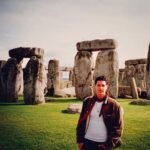 Mauricio Aspe Instagram - #Stonehenge #TBT #UnitedKingdom #London La Belleza Se Acaba,Pero El Amor Verdadero Vive Para Siempre...... #comohemoscambiado🎶 #LaEspadaEnLaPiedra Stonehenge, England