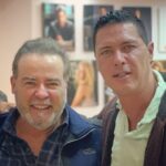 Mauricio Aspe Instagram - Ñooooo Con El Puro!!! #CesarEvora Falto Mi Mamashita @victoriaruffo ❤️